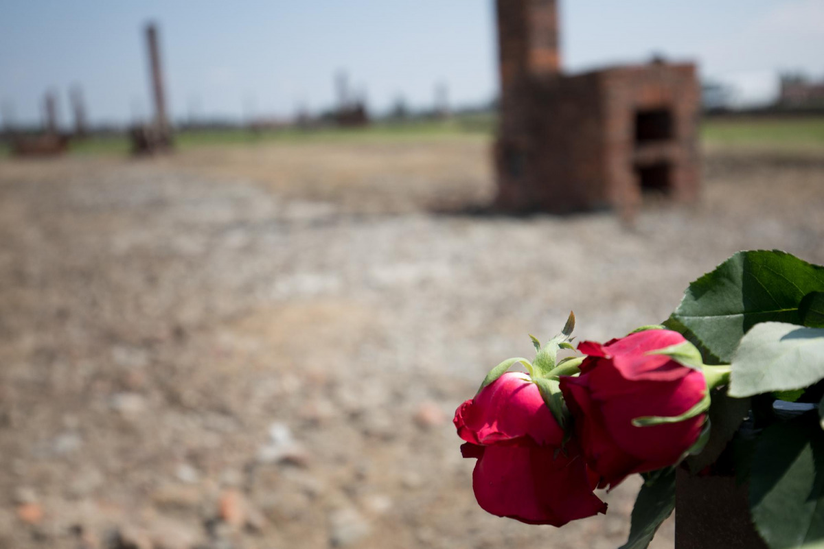 Auchwitz-Birkenauban és Budapesten is megemlékeznek a holokauszt roma áldozatairól