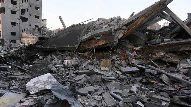Izrael bombázta a Gázai övezet központi részein található Nuseyrat és Burayc menekülttáborokat | TRT Magyar