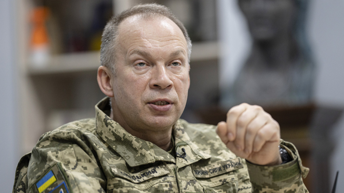 Háború Ukrajnában és Izraelben – Ukrán vezérkari főnök: Az ukrán hadsereg ”rendkívül nehéz” helyzetben van + videó